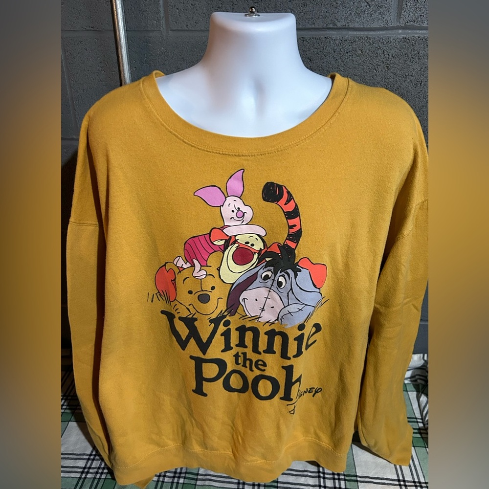 Winnie The Pooh Womans Sweatshirt Disney Size Large